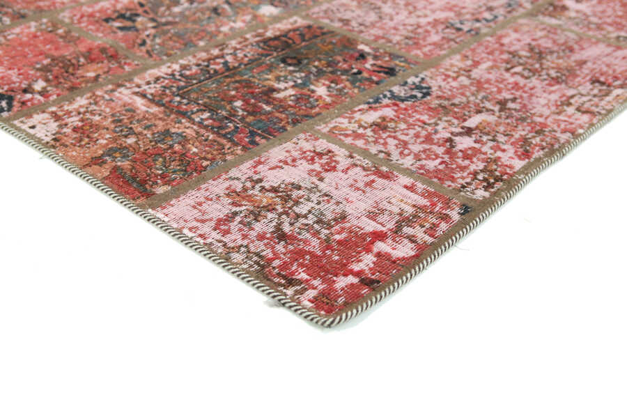 Patchwork209x145 - Picture 7