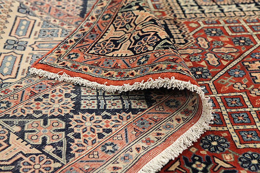 Tabriz Persian Carpet 298x200 - Picture 4