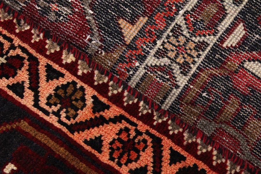 Bakhtiari Persian Carpet 308x207 - Picture 5