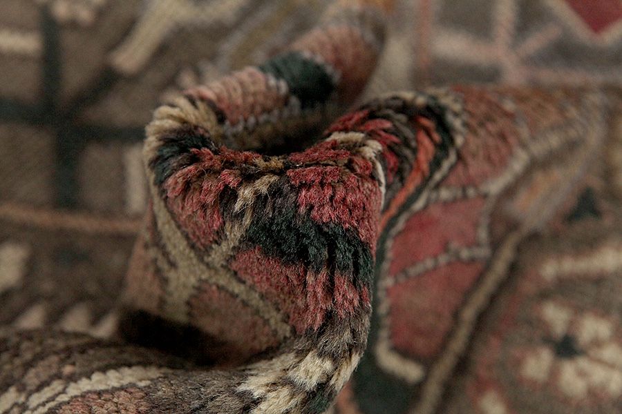 Bakhtiari Persian Carpet 278x144 - Picture 6