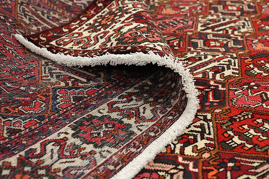 Bakhtiari - Garden Persian Carpet 318x205 - Picture 4